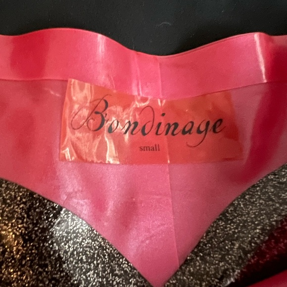 Bondinage small pink and grey latex pants with heart butt - Picture 5 of 5